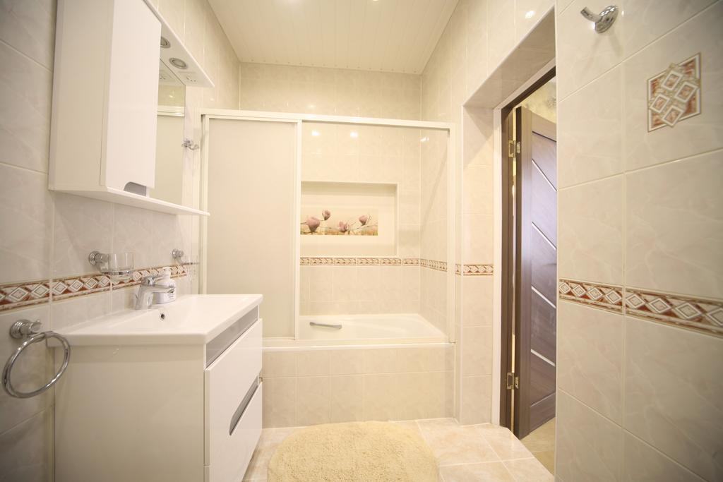 Three Bedroom Apartment Old Town Riga Esterno foto